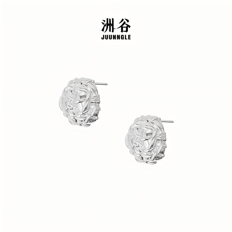 Silver spherical earrings on a white background with 'JUUNNLE' branding.