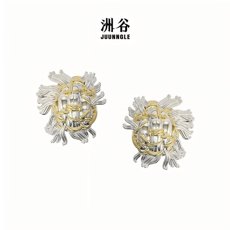 Tweeds tassel stud earrings